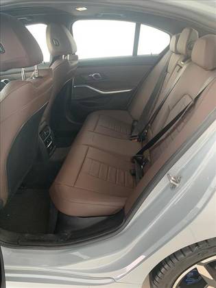 BMW 320i 2.0 16V TURBO FLEX M SPORT AUTOMÁTICO